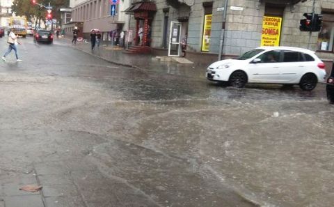 На Львівщині прогнозують дощі та грози