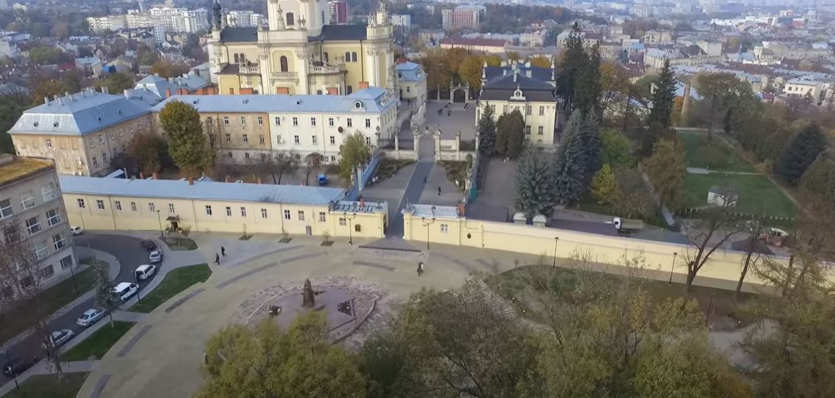 УГКЦ вимагає повернути територію Нижніх Митрополичих садів Собору Святого Юра у Львові