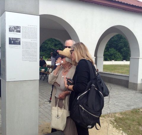 На Львівщині відкрили меморіал жертвам Голокосту