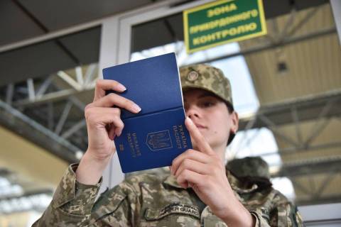 На кордоні з Польщею – черги з 20 авто