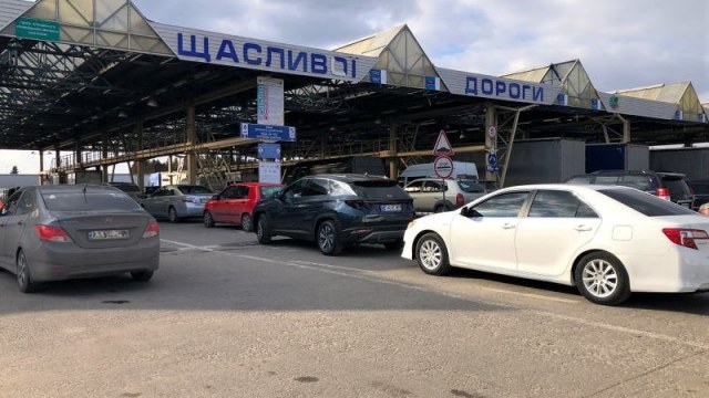 За добу з України виїхали понад 30 тисяч людей