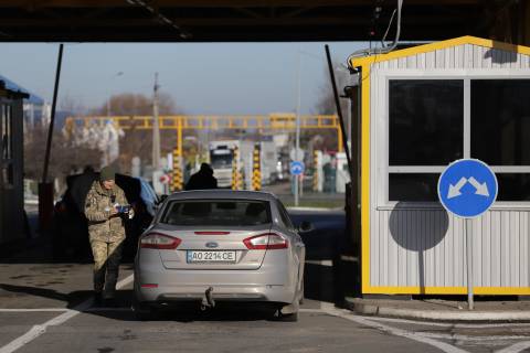 На кордоні з Польщею – черги з 55 авто