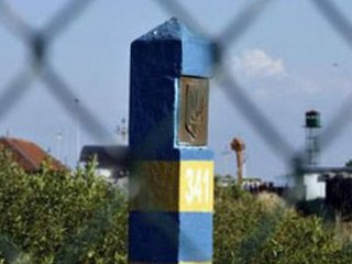 Перший прикордонний знак встановлений на українсько-російському кордоні