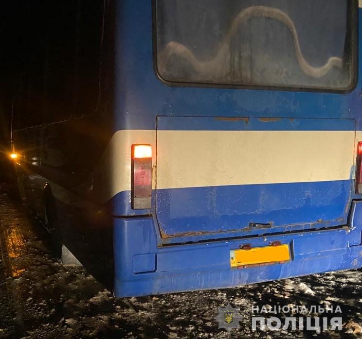 На Львівщині водій маршрутки насмерть збив пішохода