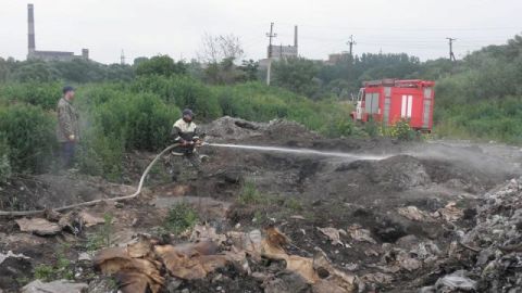 Рятувальники загасили пожежу на Жидачівському сміттєзвалищі