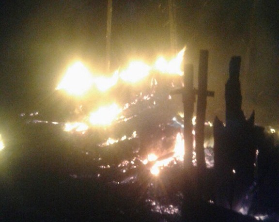 9 рятувальників гасили пожежу у будівлі на Сокальщині