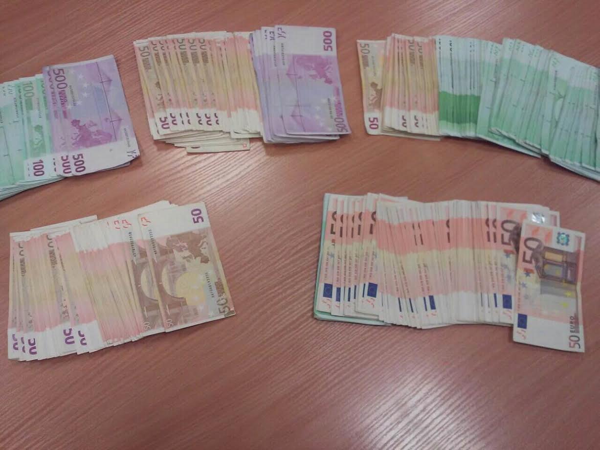 У Грушеві прикордонники затримали поляка зі 40 тисячами євро