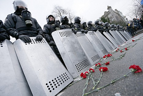 Близько 100 львівських міліціонерів відбули до Києва