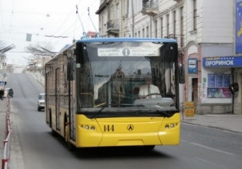 Роботу 464 міський автобусів у Львові моніторять із допомогою GPS