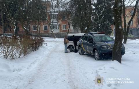 У Новому Роздолі водій Volkswagen Caddy збив пішохідку