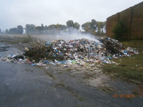 На Хмельниччині знайшли 20 тонн львівського сміття