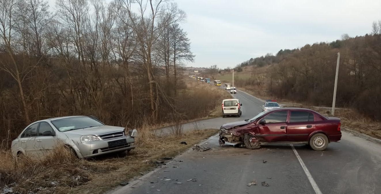 На Львівщині у ДТП постраждав водій Chevrolet Lacetti