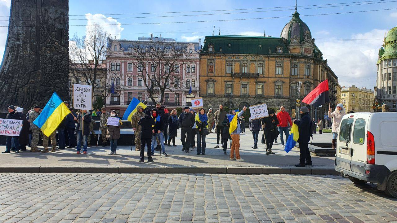 Демсокира у Львові вимагала відставки Єрмака у Львові