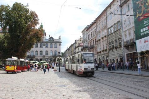 У Львові трамваї та тролейбуси курсуватимуть зі змінами