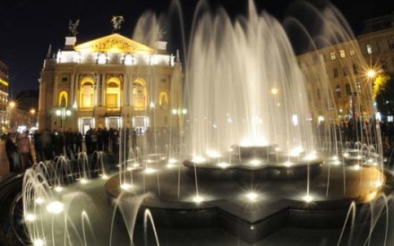 Сьогодні буде «законсервовано» фонтан біля Оперного