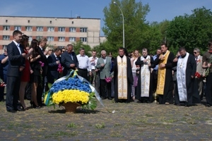 Львівські регіонали взяли участь у панахиді на Марсовому полі