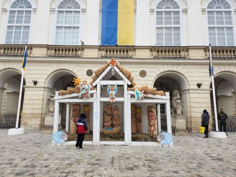 На Львівщині 25 грудня: очікується ожеледиця та мокрий сніг