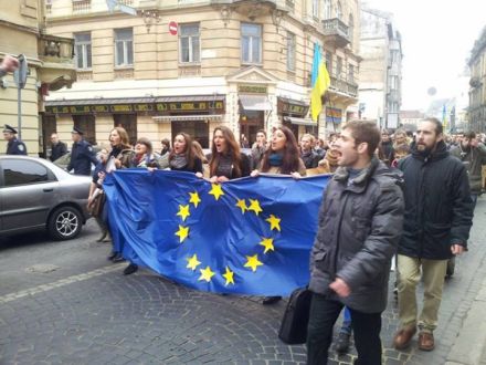 Львівський Євромайдан долучиться до телемосту, який з'єднає Київ, Львів та Харків