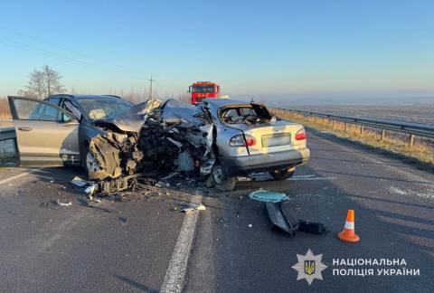 На трасі Львів – Пустомити – Меденичі в потрійному ДТП загинув водій Daewoo Lanos