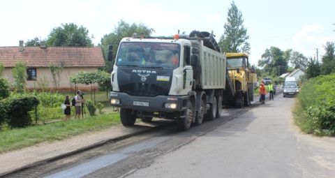 Львівська ОВА збільшила видатки на ремонт доріг в області