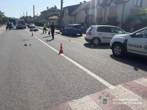 На Львівщині у потрійній ДТП постраждали двоє підлітків на мотоциклі