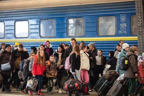 На Львівщині за добу прийняли понад шість тисяч переселенців