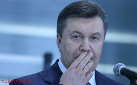 Янукович закликав проводити референдуми про відокремлення у кожному регіоні України