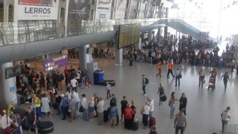 У львівському аеропорті скасували шість рейсів