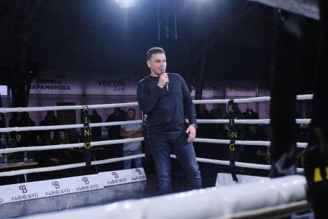 Дружина депутата Доскіча торік купила нову автівку