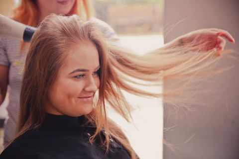Стильні стрижки для середньої довжини волосся: EVA Blog рекомендує