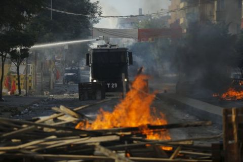 У столиці Туреччини вибухнула бомба: є постраждалі