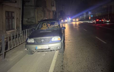 У Львові водій Suzuki Grand Vitara збив пішохода