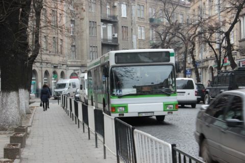 На вулиці Львова виїхало більше 84% маршруток, – міськрада
