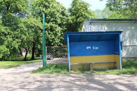 парк, в'їзд на територію школи