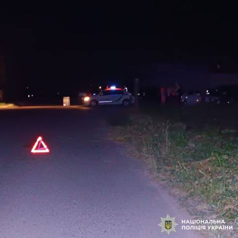 На Львівщині водій ВАЗу збив мотоцикліста з пасажиром та втік