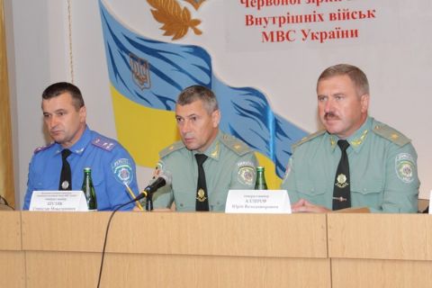 У Львові командувач внутрішніх військ представив нового начальника Західного територіального командування Юрія Аллегрова