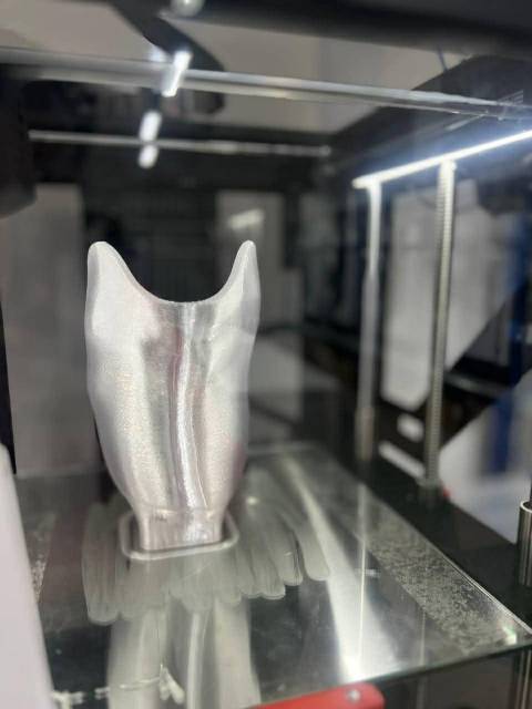 У Львові на базі медуніверситету запрацювала навчально-виробнича протезна майстерня