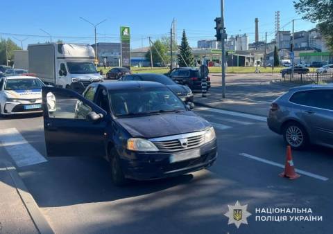 У Львові водій Dacia Logan збив пішохідку