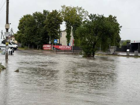 Сильні дощі спричинили підтоплення у Львові та околицях