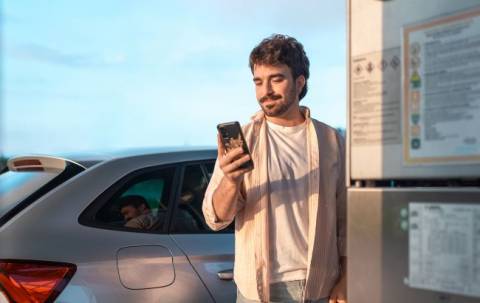 Перевірити обмеження на виїзд за кордон можна онлайн у реальному часі