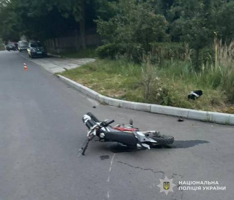 У Новому Роздолі в ДТП постраждала 15-річна пасажирка мотоцикла