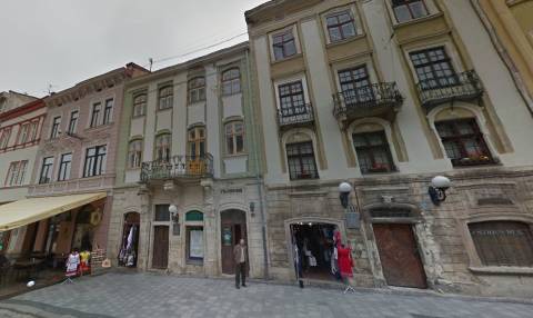 Суд підтвердив штраф за нищення пам'ятки архітектури на Площі Ринок