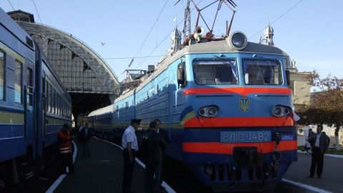 Через Львів курсуватиме нічний експрес Харків – Мукачеве