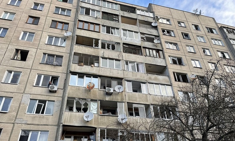 Більше 30 мешканців подали документи на відшкодування вибитих вікон на вулиці Науковій