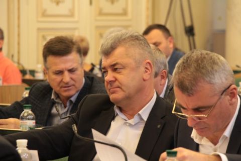 За рік Баран збільшив свою готівку на тисячу доларів