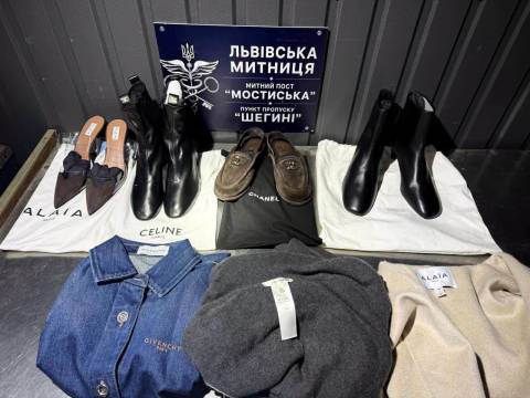 У Шегинях виявили контрабанду брендового одягу та взуття на два мільйони гривень