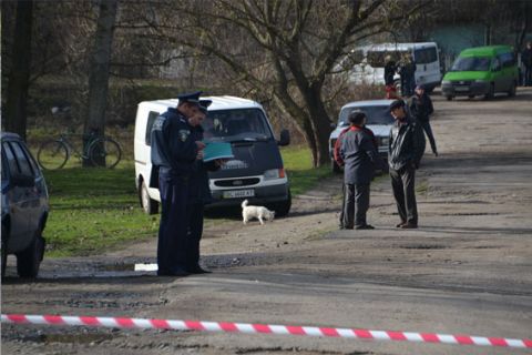 Правоохоронці розслідують жорстоке вбивство дівчини на Яворівщині