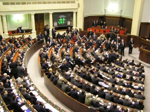 Опозиція провалила голосування про відставку уряду, Дубневич не голосував