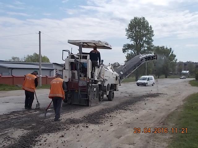 На Львівщині стартував ремонт дороги Шкло – Новояворіськ