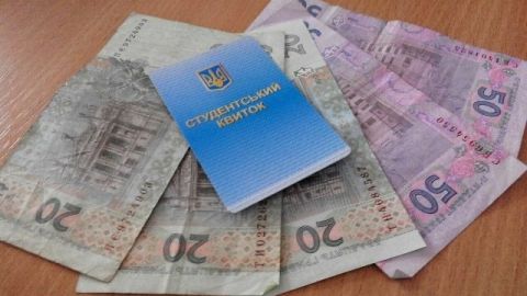 Кабмін вперше за п'ять роки підвищує стипендії для студентів